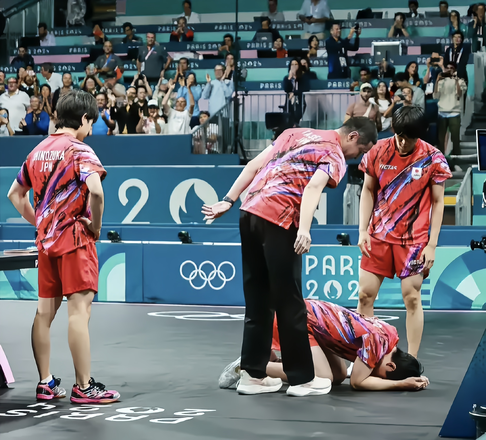 开云下载-德国队鏖战韩国队，张本智和统治全场